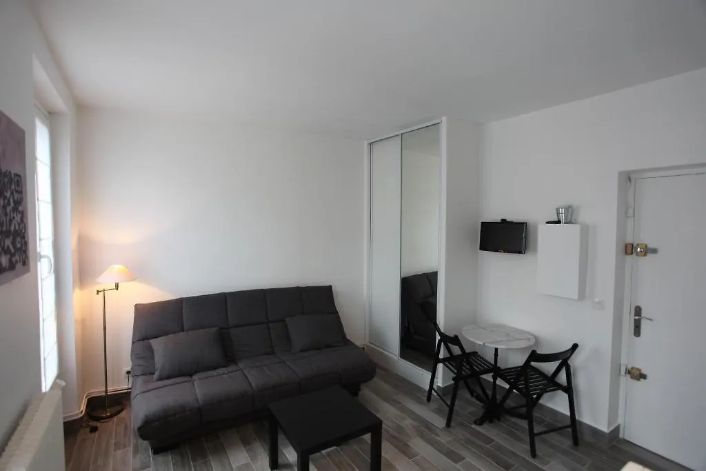 Studio Meuble شقة